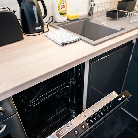 Апартаменти Anavrin Apartman Free Parking Печ Екстер'єр фото