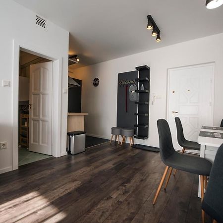 Апартаменти Anavrin Apartman Free Parking Печ Екстер'єр фото