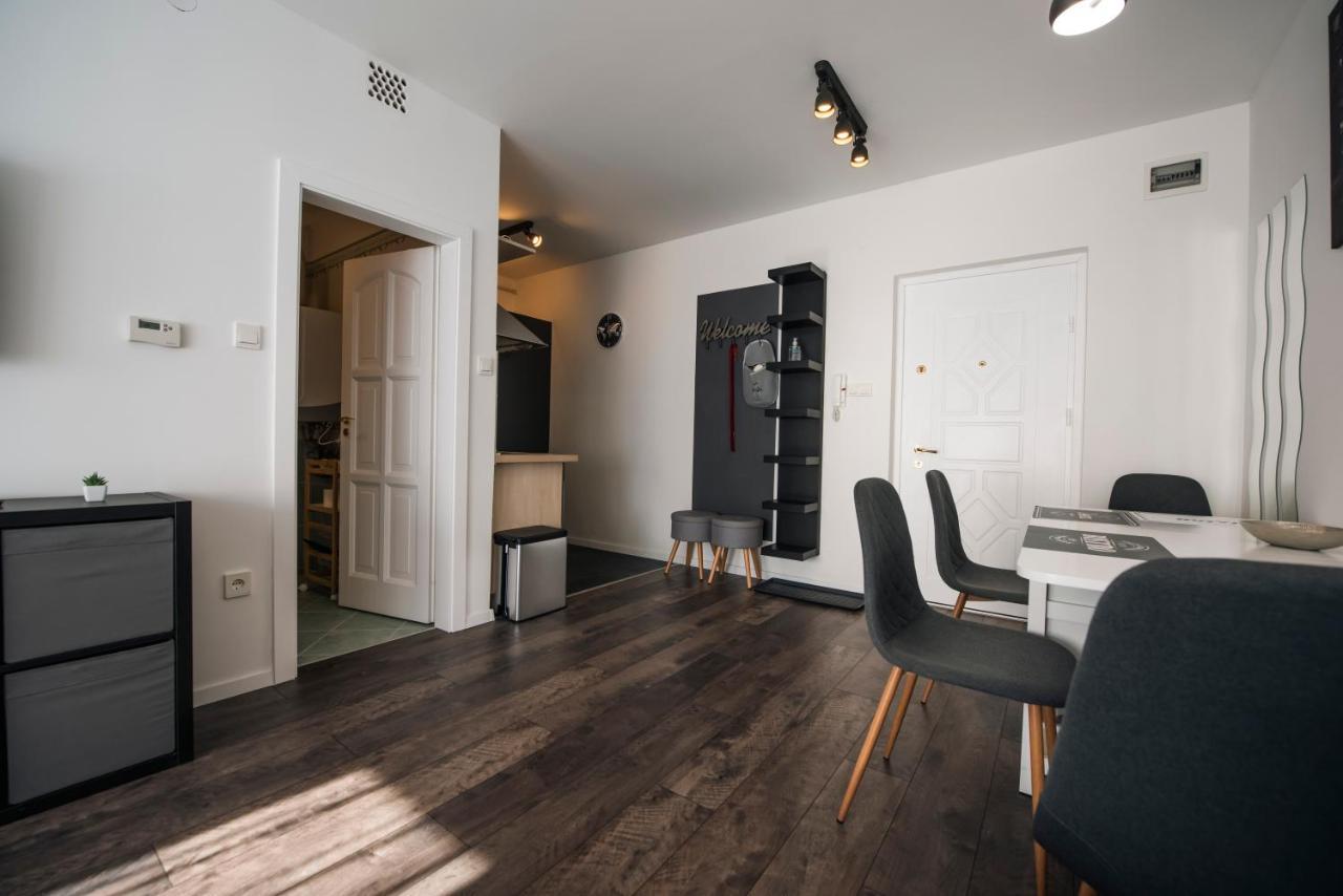 Апартаменти Anavrin Apartman Free Parking Печ Екстер'єр фото