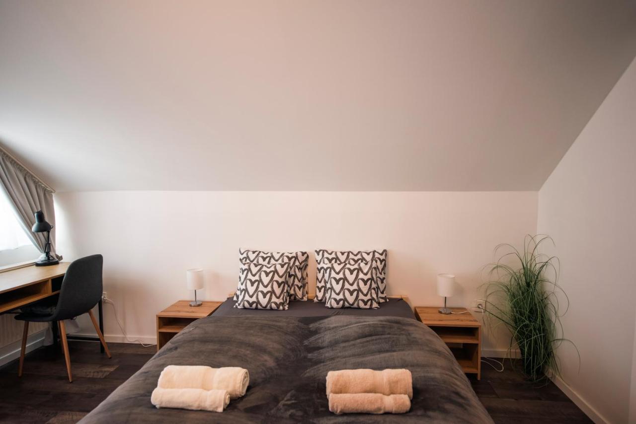 Апартаменти Anavrin Apartman Free Parking Печ Екстер'єр фото